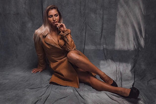 Amazing women from ukraine elena from odessa with Blonde hair age 32 photo-11