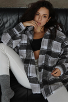 Stunning Ukrainian woman karyna from kiev with Dark Brown hair age 30 photo-7
