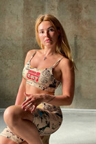 Bride from tampa ksenia with Blonde hair age 38 photo-24