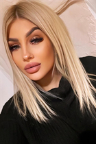 Mujeres eslavas yuliia de lutsk con pelo Rubio y edad 25 photo-33