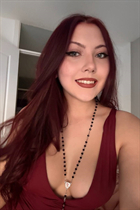 Femme parfaite olesya de paris avec Chatain clairs cheveux, âge 19 photo-72