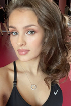 Beautiful german woman yevheniia from nuremberg with Light Brown hair 25 years old photo-4