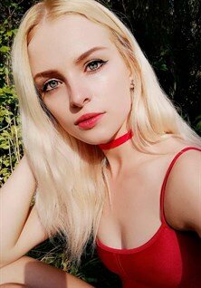 Single women from ukraine marianna from vinnitsa with Blonde hair age 19