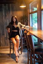 Belle femme allemande katerina de berlin avec Chatain clairs cheveux 41 ans photo-13