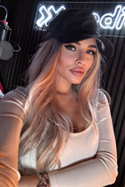 Perfect woman jelizaveta from tallinn with Blonde hair age 28 photo-4