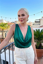 Girl from madrid irina with Blonde hair age 40 photo-15