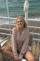 Single Ukrainian lady nataliia from pivdenne with Blonde hair age 46 photo-8