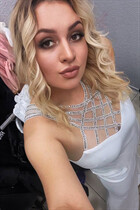 Wife from Ukraine anna from kharkov with Blonde hair age 34 photo-11