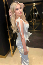 Dating a moldovan girl anna from kishinev with Blonde hair age 27 photo-2