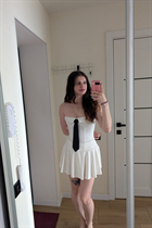 Single Ukrainian bride olexandra from kyiv with Dark Brown hair age 21 photo-11