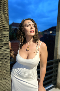 Pretty girl iryna from burgas with Dark Brown hair age 42