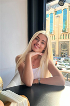 Slavic women alina from kiev with Blonde hair age 29 photo-9