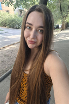 Dating ukrainian woman olena from kremenchuk with Light Brown hair age 28 photo-5