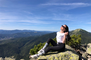 Pretty Ukrainian woman yulia from ternopol with Black hair age 35 photo-28