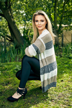 hull bride daina with Blonde hair age 42 photo-34