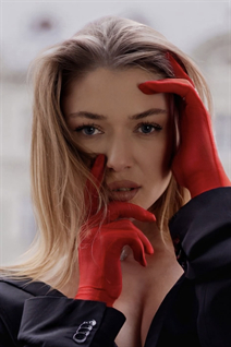 Beautiful wife from Ukraine tetiana from lviv with Blonde hair age 30