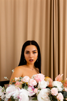 Dating a ukrainian woman eva from kremenchug with Dark Brown hair age 21 photo-6