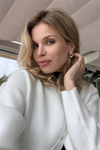 Perfect woman eugenia from barcelona with Blonde hair age 45 photo-7