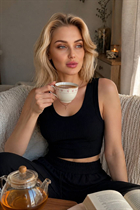 Mujer alemana hermosa ekaterina de helmstedt con pelo Rubio y 37 años photo-23