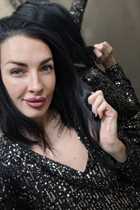 Beautiful wife from Ukraine ekaterina from dnieper with Black hair age 34 photo-6