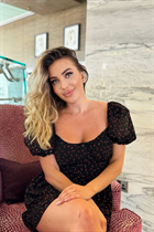 Bride from turin natalia with Blonde hair age 35 photo-3