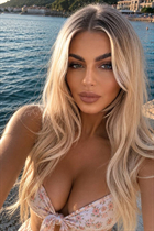 new york bride inga with Blonde hair age 39 photo-29