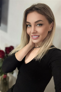 Beautiful wife from Ukraine galina from kiev with Blonde hair age 42