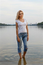 Date ukrainian girl yana from kiev with Blonde hair age 31 photo-3