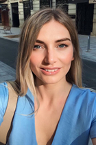 valencia mariée viktoria avec Blond cheveux, âge 42 photo-1