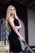 Ukrainian single woman anna from kharkov with Blonde hair age 37 photo-4