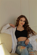 Hermosa mujer ucraniana soltera bogdana de ivano-frankovsk con pelo Marrón claro y edad 22 photo-12