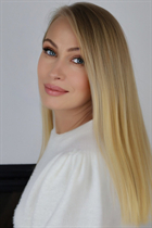 Hermosa mujer de Ucrania ella de kiev con pelo Rubio y edad 46 photo-30