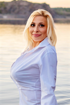 Beautiful Ukrainian woman iryna from zaporozhye with Blonde hair age 48 photo-23