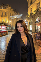 Pretty girl lydmila from bordeaux with Dark Brown hair age 48 photo-7