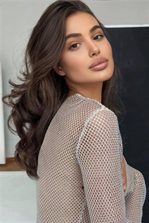 Ukrainian woman for dating victoria from odessa with Dark Brown hair age 28