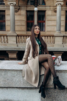 Pretty Ukrainian girl zhanna from zaporozhye with Dark Brown hair age 27 photo-6