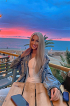 Dating ukrainian girl victoria from kremenchug with Blonde hair age 30 photo-4