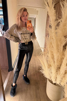 Rencontre fille ukrainienne anna de kyiv avec Chatain clairs cheveux, age 38 photo-5
