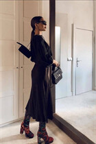 Dating a ukrainian girl natasha from odessa with Light Brown hair age 33 photo-3