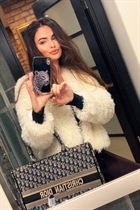 Wife from Ukraine margarita from kyiv with Dark Brown hair age 40 photo-2