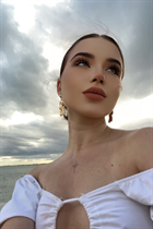 Novia ucraniana anna de khmelnitsky con pelo Negro y edad 22 photo-11