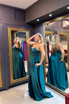 Dating a ukrainian girl hanna from kharkov with Blonde hair age 45 photo-5