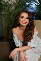 Perfect woman ekaterina from la coruña with Dark Brown hair age 26 photo-5