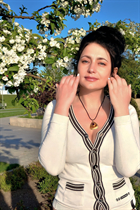 Rencontre femme ukrainienne anna de kyiv avec Noirs cheveux, age 47 photo-5