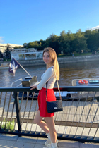 Bride from aarhus olga with Light Brown hair age 30 photo-14