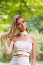 Belle femme ukrainienne célibataire alina de kiev avec Blond cheveux, âge 30 photo-3