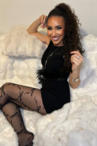 Jolie fille tatiana de london avec Brunette cheveux, âge 41 photo-4