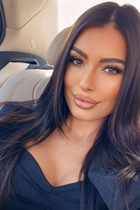 Dating a romanian woman alexandra from baia mare with Black hair 27 years old photo-4