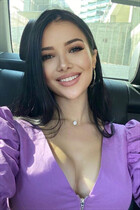A pretty woman russian svetlana from bali with Dark Brown hair age 30 photo-1