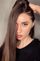 Épouse d'Ukraine olena de lviv avec Noirs cheveux, âge 24 photo-11